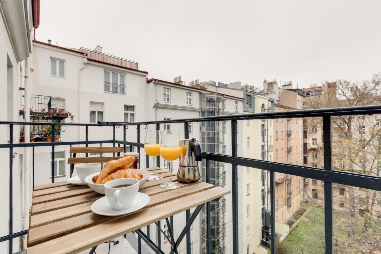 Jt's Spanelska Str. Apartmán *